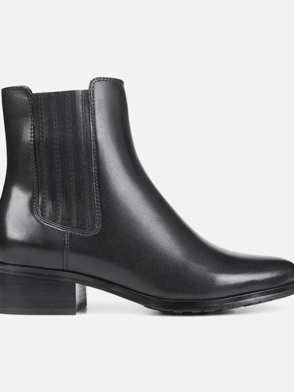 Blondo Black Leather Ankle Booties with Side Zip